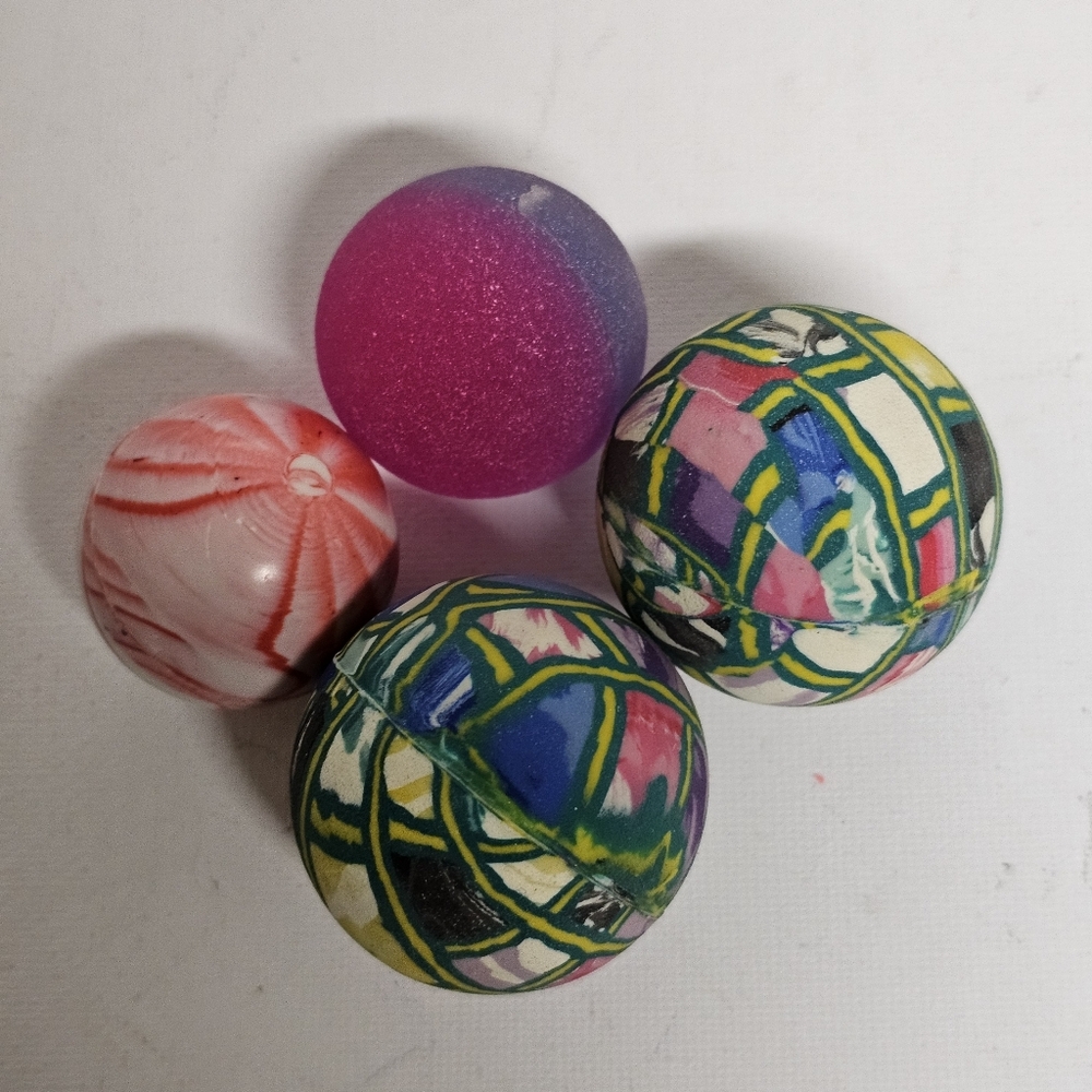 Lot of 4 Bouncy Rubber Balls – Classic Kids Toy – Assorted Colors